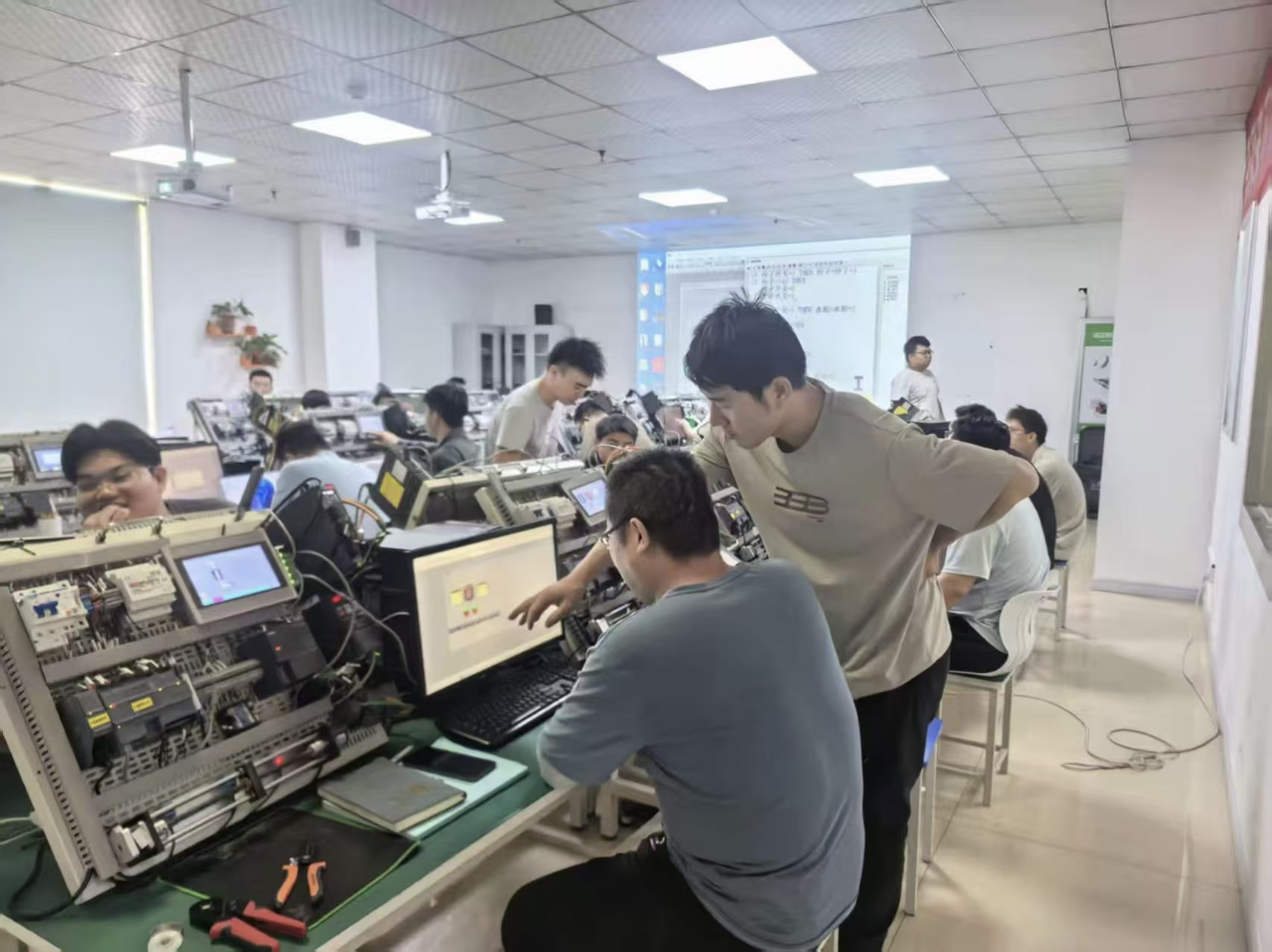 PLC技术运维师